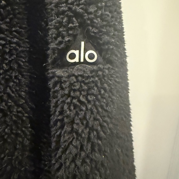 ALO Yoga Black Sherpa ( teddy)  jacket 30” long . Medium - Fits loose - Picture 3 of 3